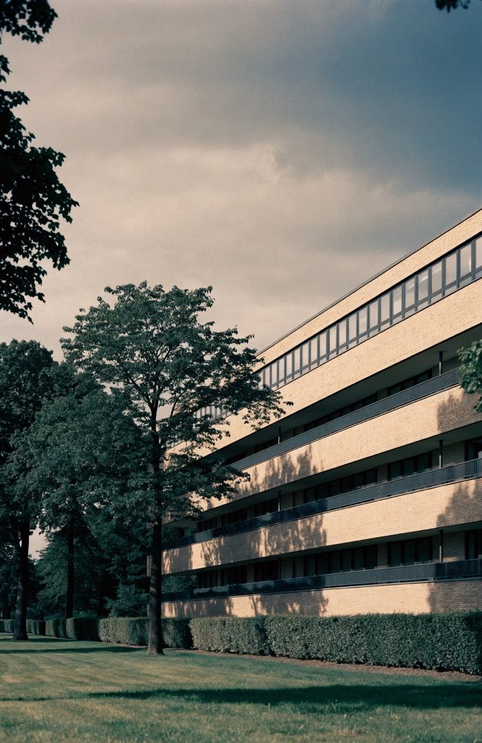 Laagbouw aan groen, zuidelijke rand van de stad